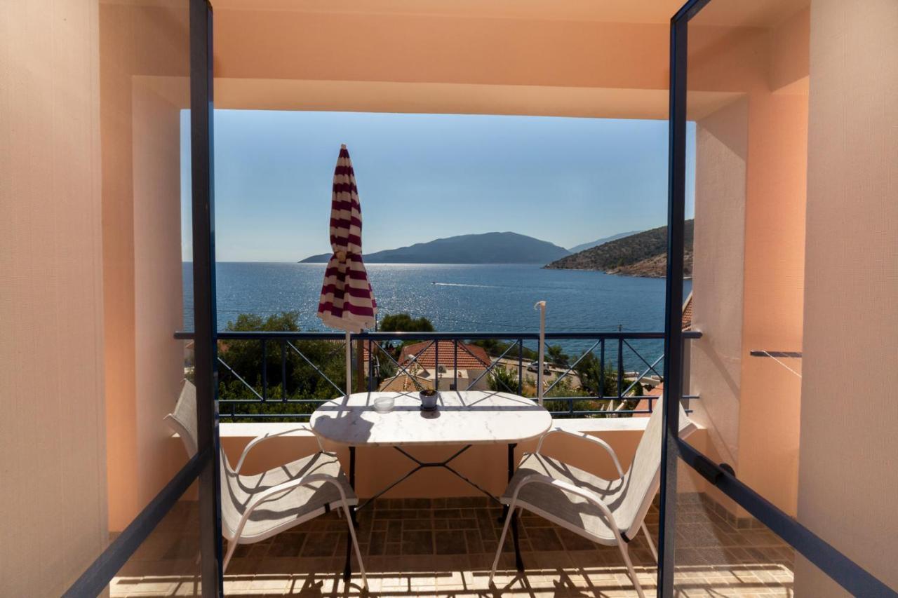 Natassa Apartments Αγία Ευφημία Εξωτερικό φωτογραφία