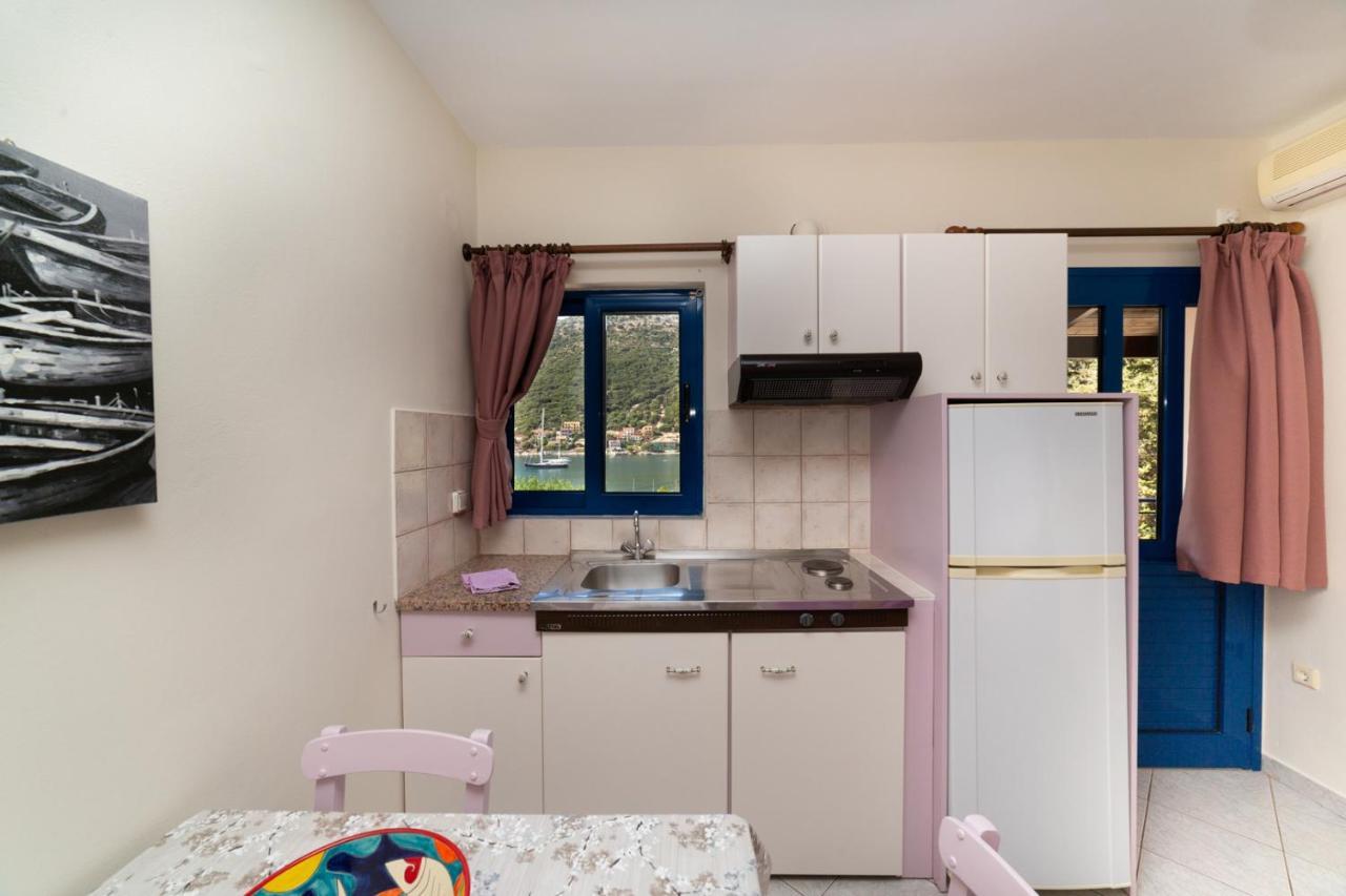 Natassa Apartments Αγία Ευφημία Εξωτερικό φωτογραφία