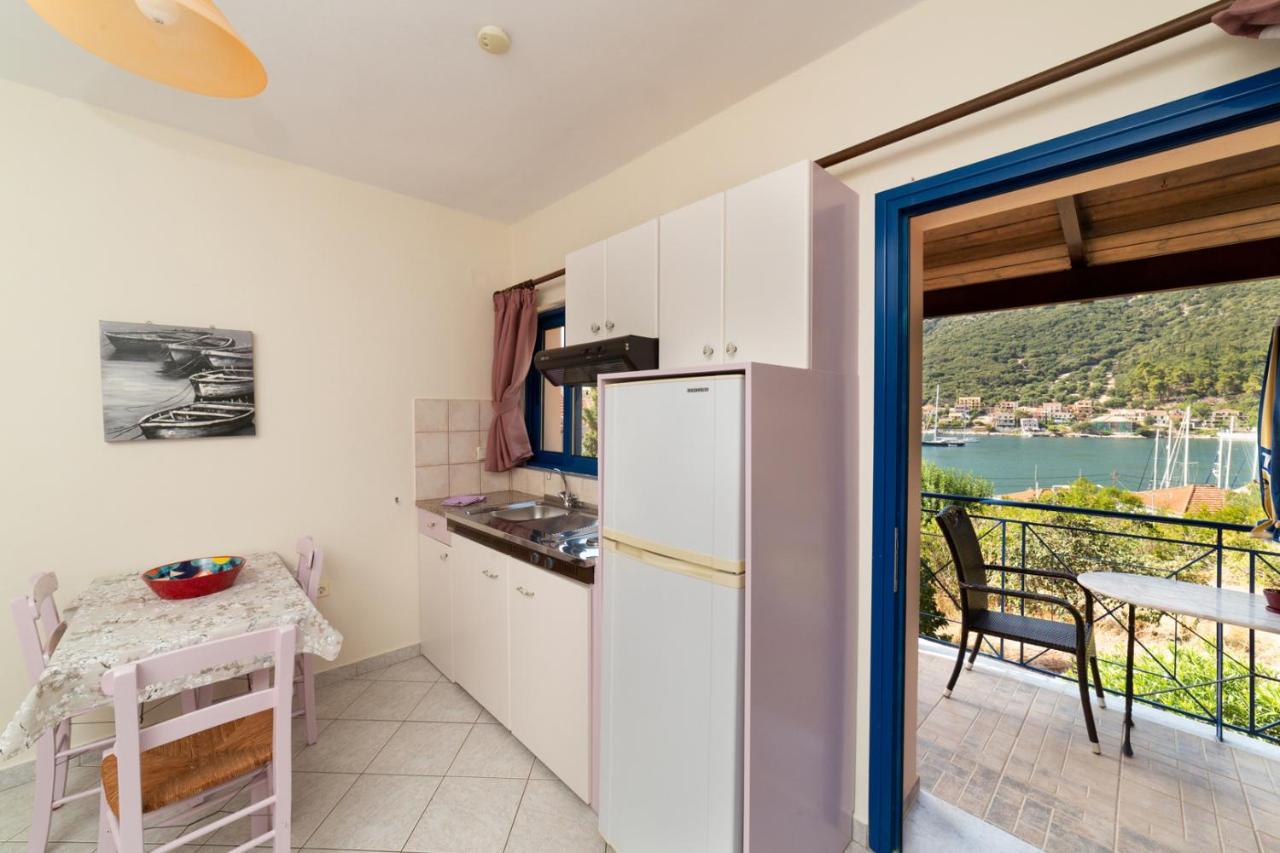 Natassa Apartments Αγία Ευφημία Εξωτερικό φωτογραφία
