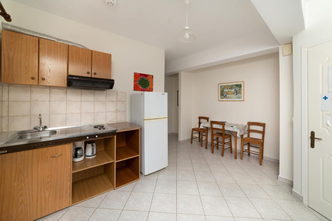 Natassa Apartments Αγία Ευφημία Εξωτερικό φωτογραφία