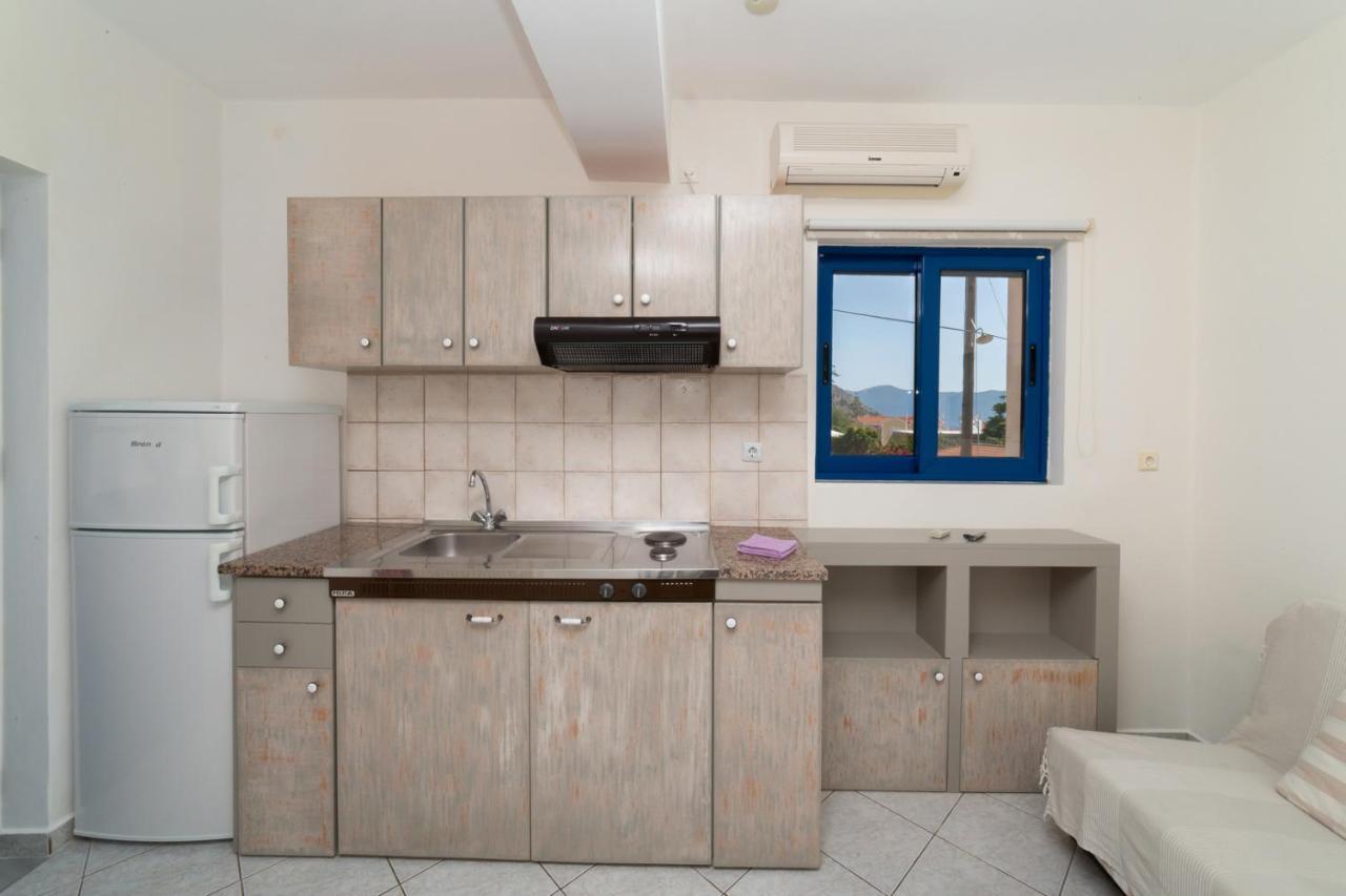 Natassa Apartments Αγία Ευφημία Εξωτερικό φωτογραφία