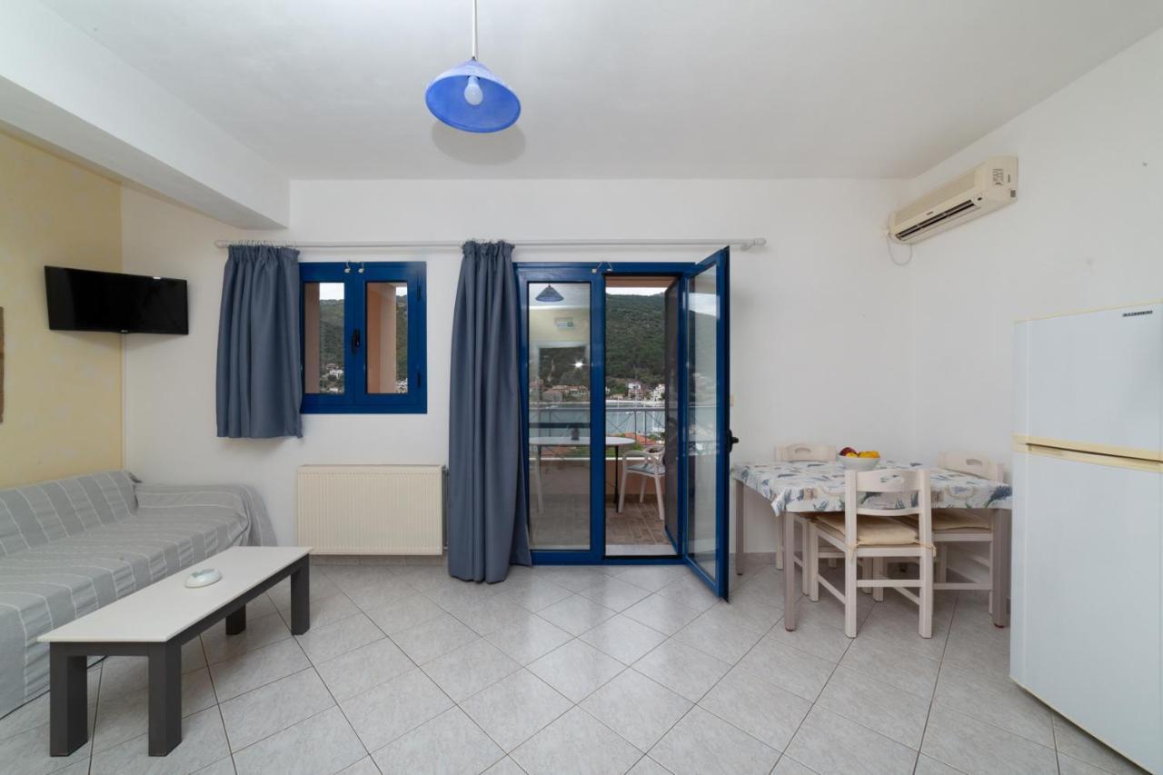 Natassa Apartments Αγία Ευφημία Εξωτερικό φωτογραφία