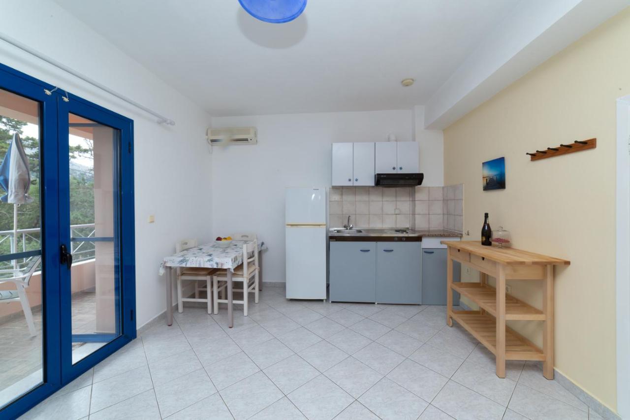 Natassa Apartments Αγία Ευφημία Εξωτερικό φωτογραφία
